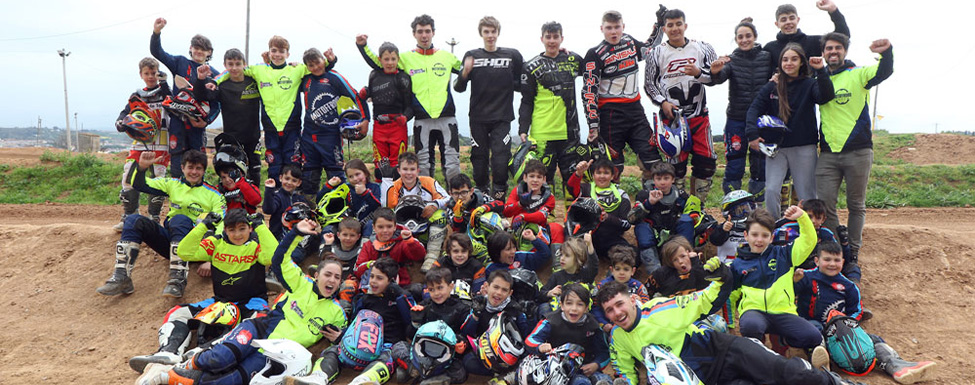 Campus y Colonias de Motocross para Niños
